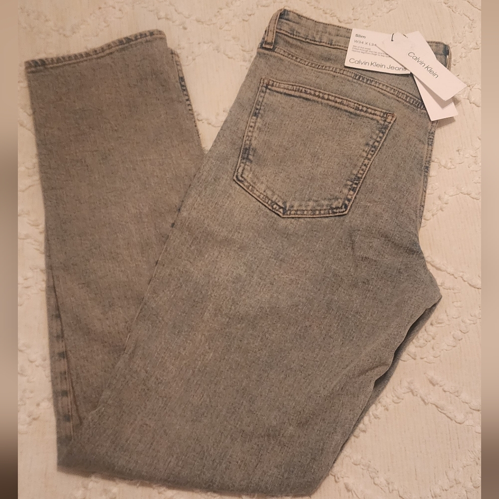 Calvin Klein Men's Light Gray Slim Straight Jeans